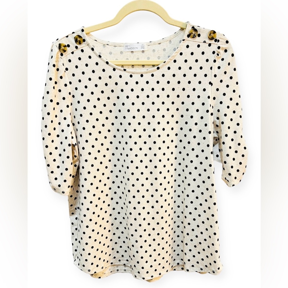 NWT | 89th+Madison Top • L • Light Heather beige w navy polka dots